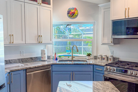 Two-Toned Elegant Kitchen Remodel