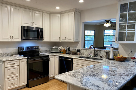 Kitchen Remodel. Black and White Granite