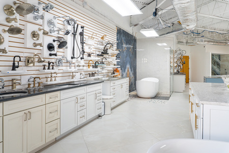 Shower Display & Fixtures